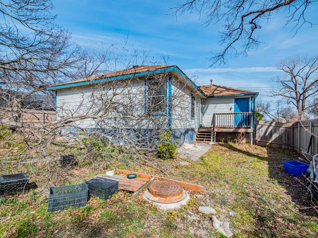 $279,000 | 909 West Rundberg Lane, Austin, TX 78758