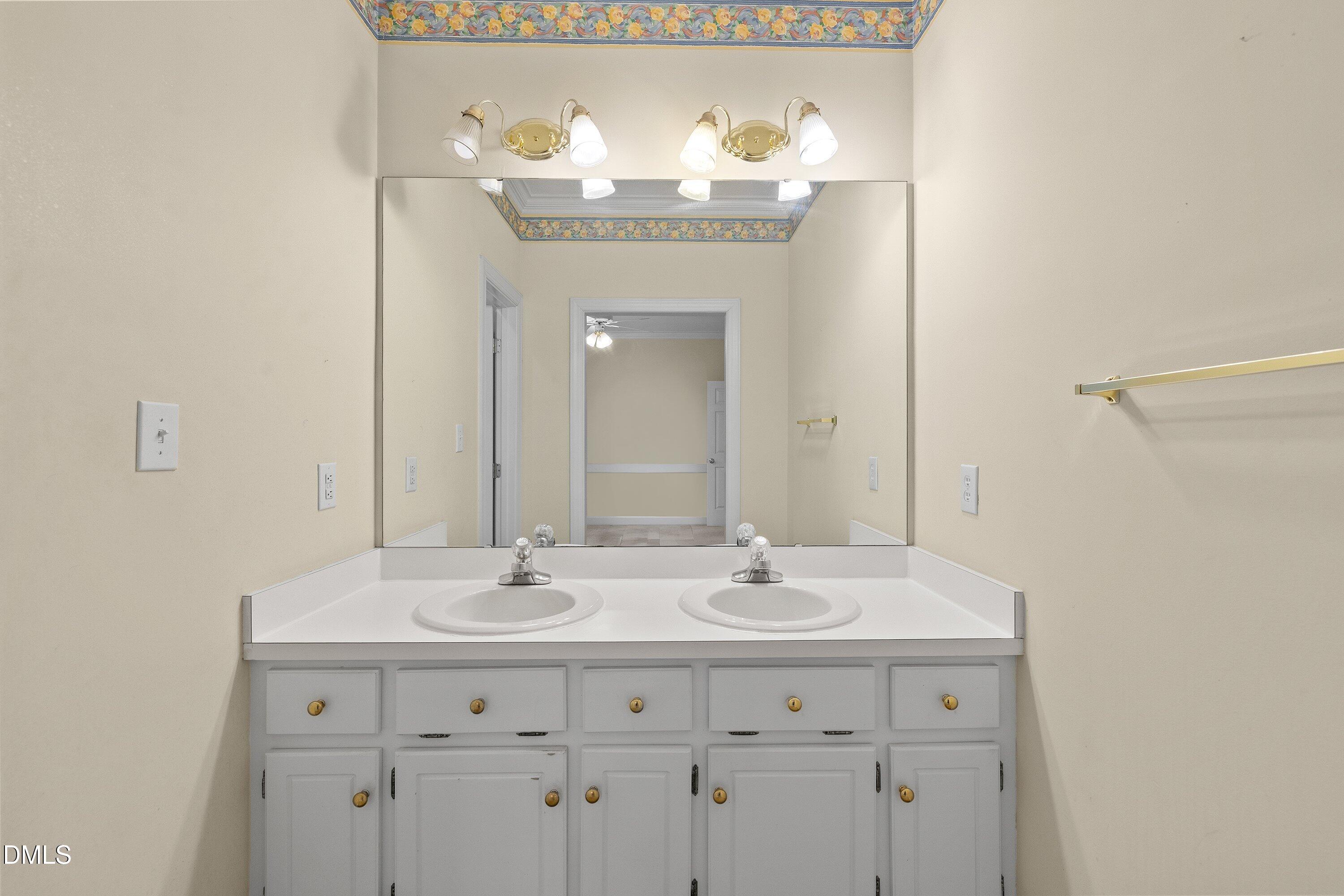 3012 Dahlgreen Road Raleigh, NC 27615 - Photo 20 of 37 23-3012 Dahlgreen Rd_9181