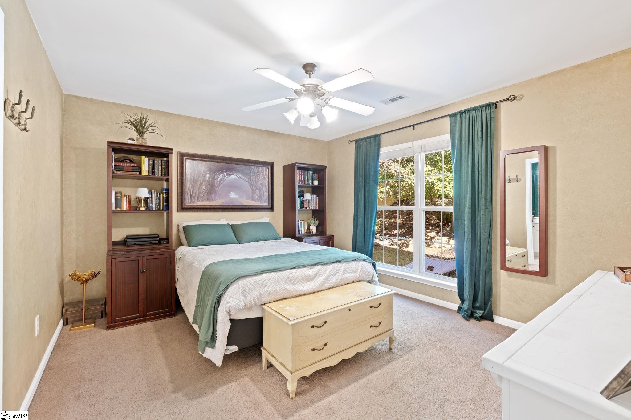 19 Waterfield Court Greer, SC 29650 - Photo 9 of 26