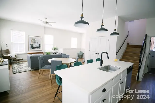 $2,336 | 4106 Anker Haus Drive, Unit B1, Charlotte, NC 28205