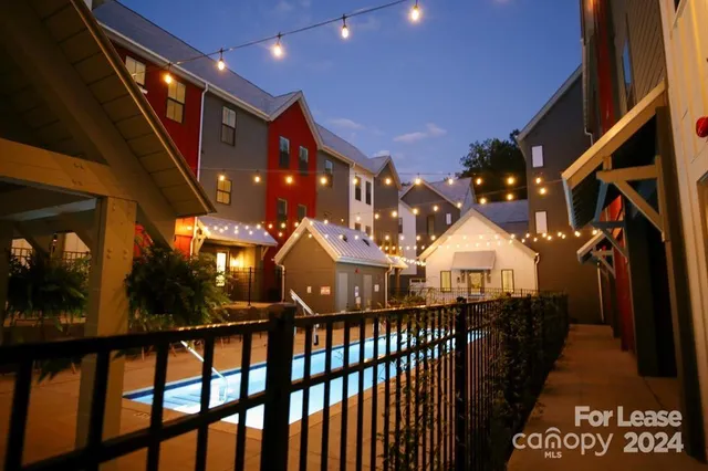 $2,336 | 4106 Anker Haus Drive, Unit B1, Charlotte, NC 28205