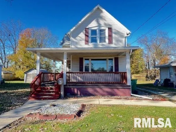 $55,900 | 652 South Henderson Street, Galesburg, IL 61401