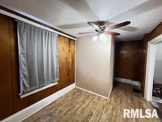 $69,900 | 652 South Henderson Street, Galesburg, IL 61401