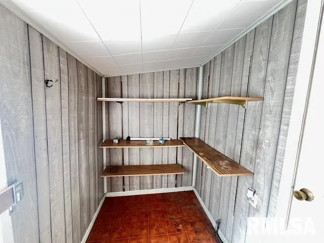 $69,900 | 652 South Henderson Street, Galesburg, IL 61401