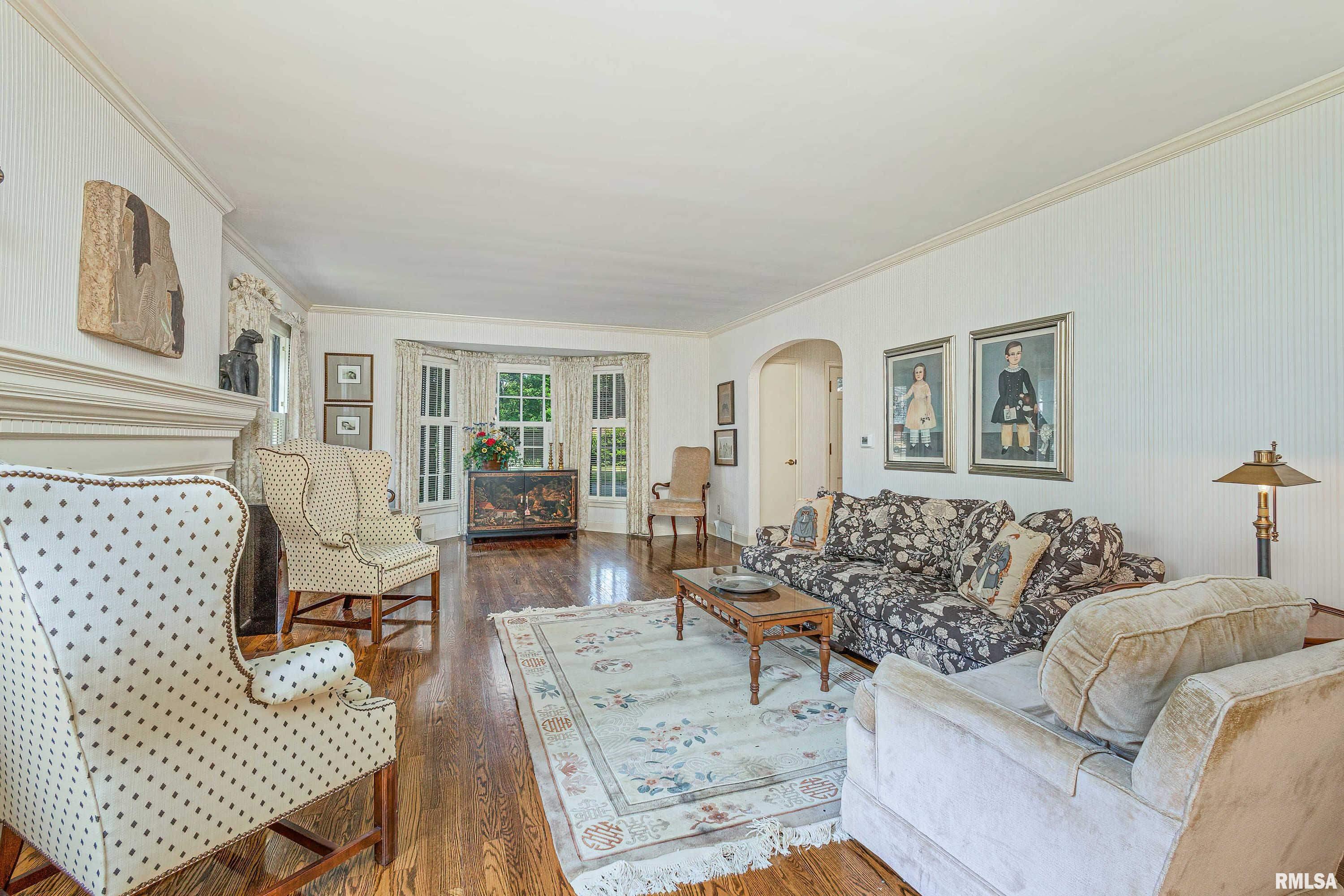 2213 Fairhaven Road Davenport, IA 52803 - Photo 14 of 40 Gallery Image 14