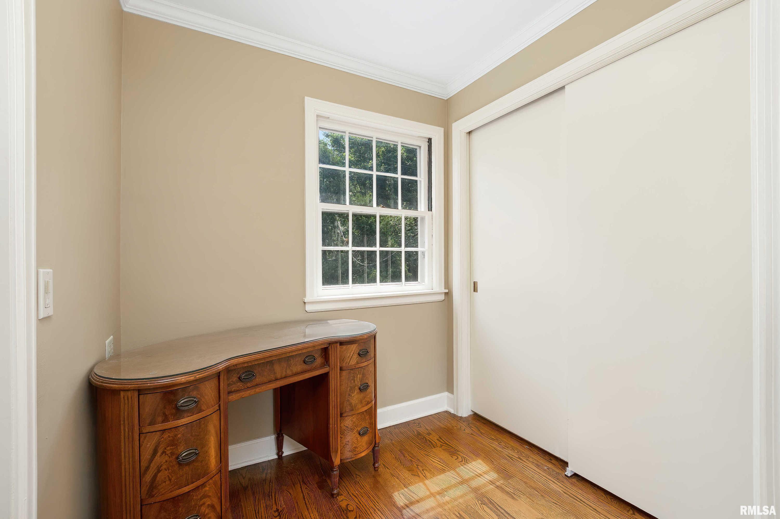 2213 Fairhaven Road Davenport, IA 52803 - Photo 32 of 40 Gallery Image 32