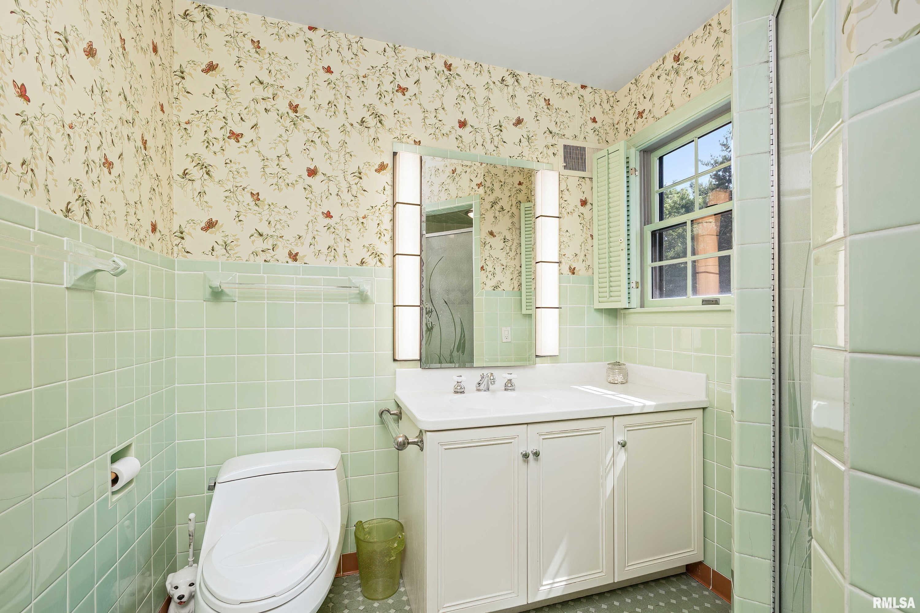 2213 Fairhaven Road Davenport, IA 52803 - Photo 33 of 40 Gallery Image 33