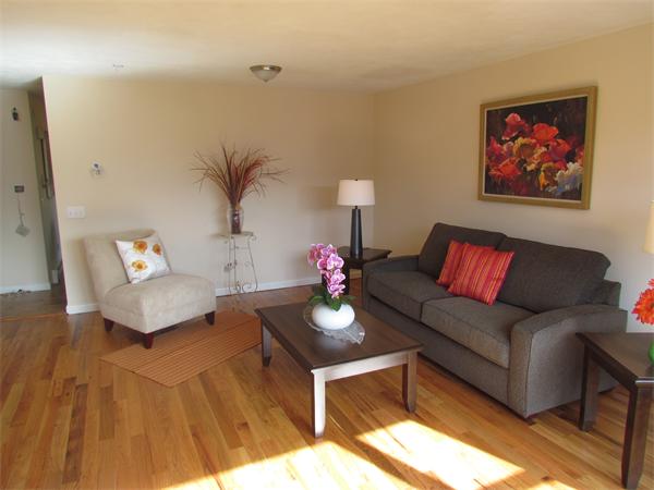 87 Valmor Street Worcester, MA 01604 - Photo 12 of 21 Gallery Image 12