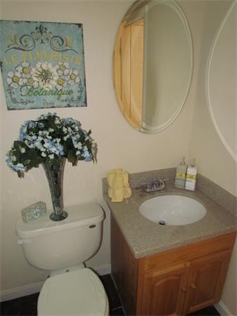 87 Valmor Street Worcester, MA 01604 - Photo 20 of 21 Gallery Image 20