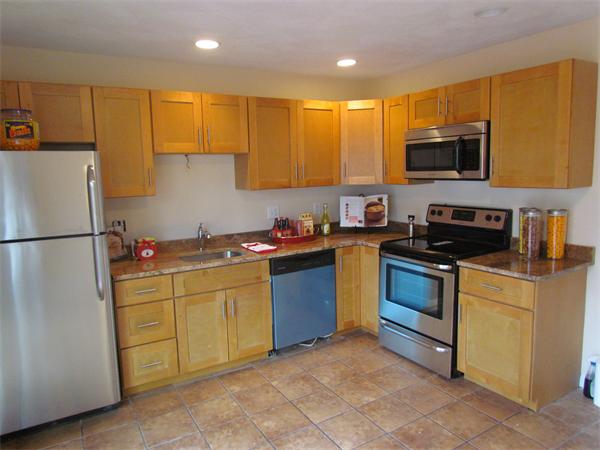 87 Valmor Street Worcester, MA 01604 - Photo 5 of 21 Gallery Image 5