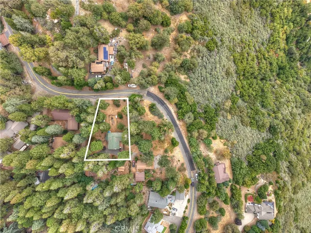 a view of a multi story building