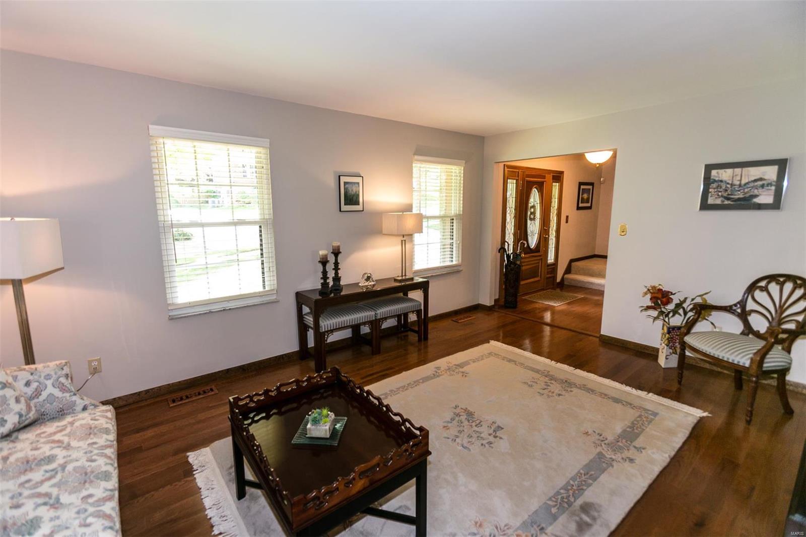 13140 Huntercreek Ridge Road St. Louis, MO 63131 - Photo 8 of 52 Gallery Image 8