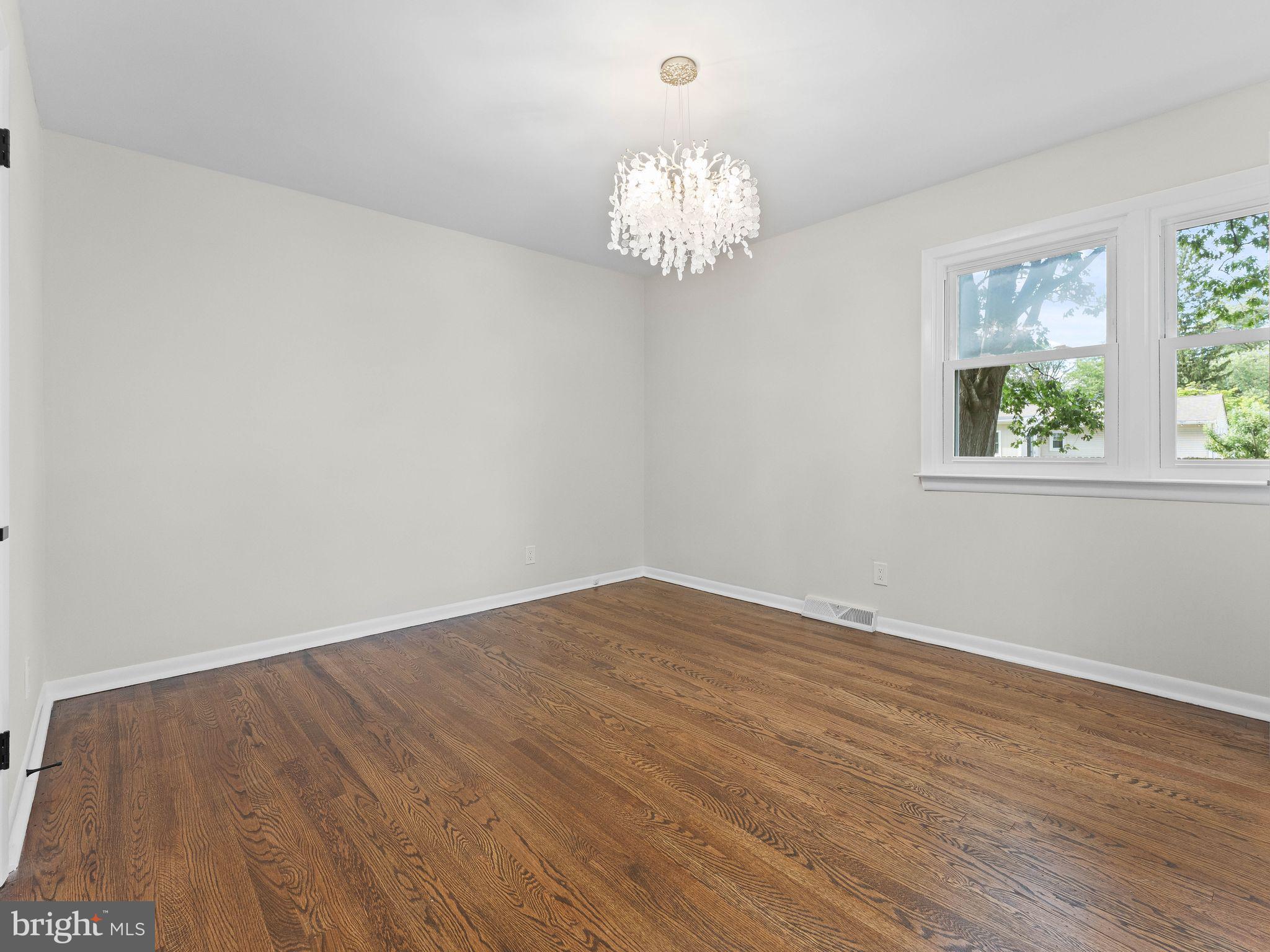 20 Rockland Road Ewing, NJ 08638 - Photo 12 of 27