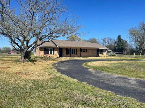 $335,000 | 1624 County Road 1560, Alba, TX 75410
