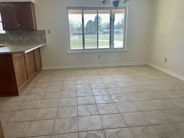 $335,000 | 1624 County Road 1560, Alba, TX 75410