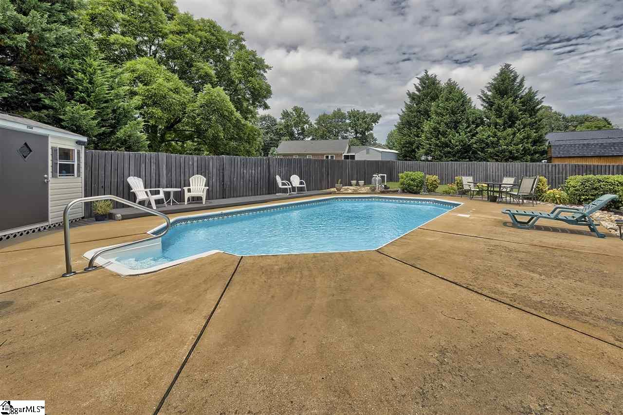 1704 Old Pendleton Road Easley, SC 29642 - Photo 34 of 36 Gallery Image 34
