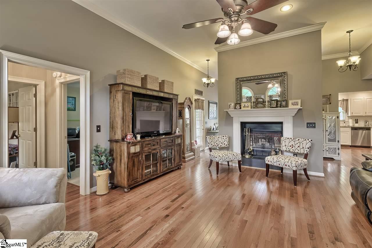 1704 Old Pendleton Road Easley, SC 29642 - Photo 5 of 36 Gallery Image 5