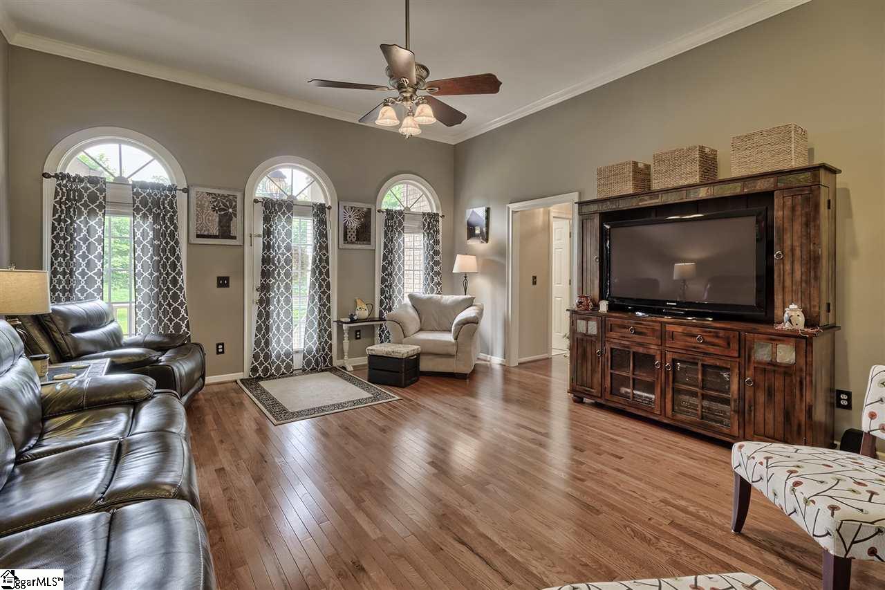1704 Old Pendleton Road Easley, SC 29642 - Photo 6 of 36 Gallery Image 6