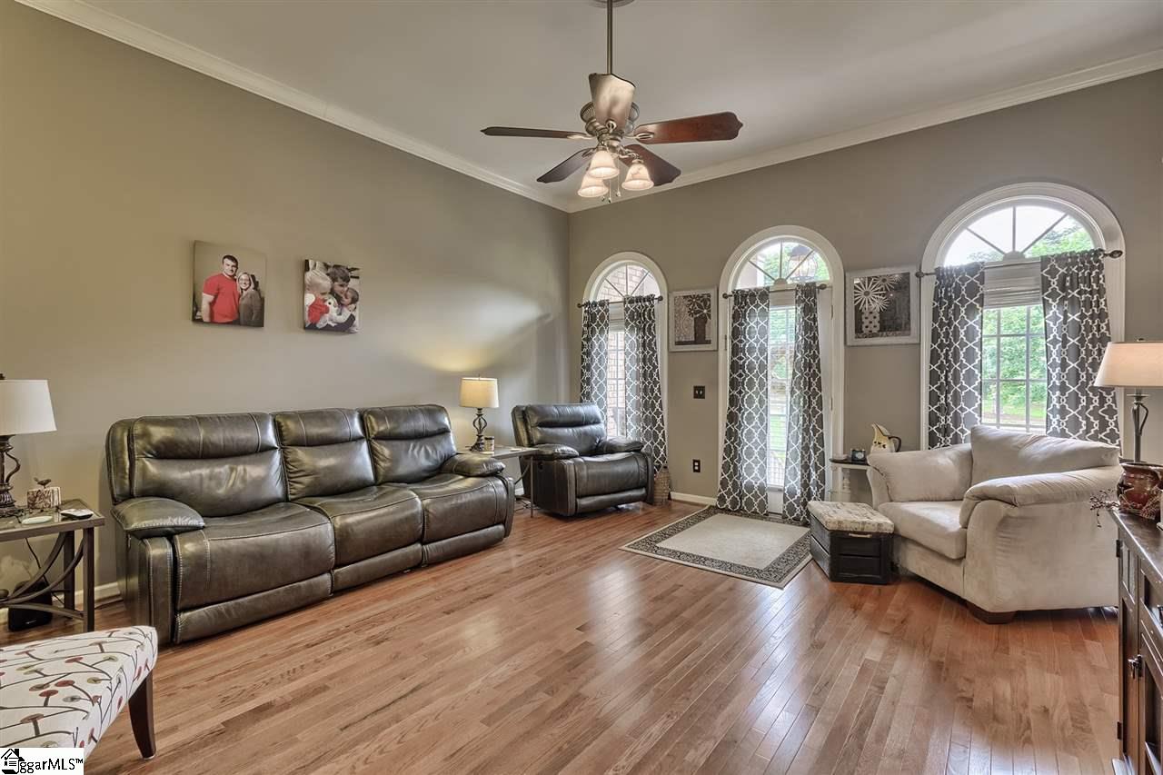 1704 Old Pendleton Road Easley, SC 29642 - Photo 9 of 36 Gallery Image 9