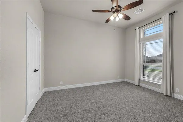 $415,000 | 1021 Longbow Lane, Crowley, TX 76036