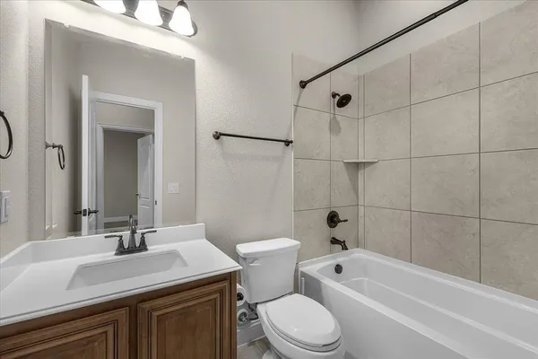 $415,000 | 1021 Longbow Lane, Crowley, TX 76036