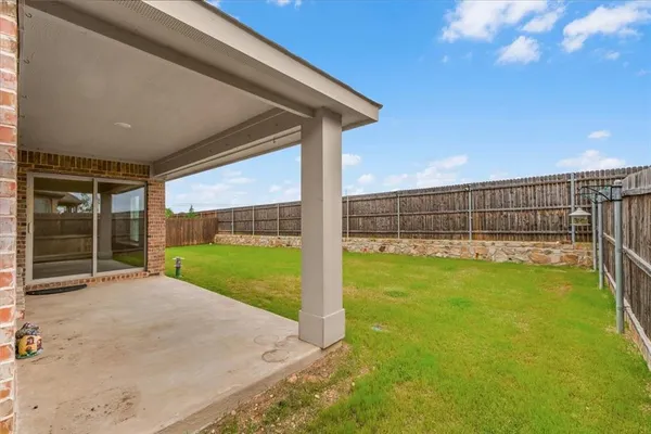 $415,000 | 1021 Longbow Lane, Crowley, TX 76036