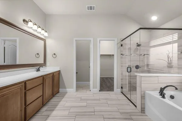 $415,000 | 1021 Longbow Lane, Crowley, TX 76036