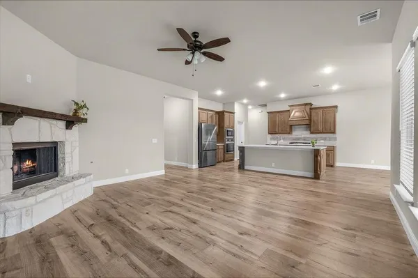 $415,000 | 1021 Longbow Lane, Crowley, TX 76036