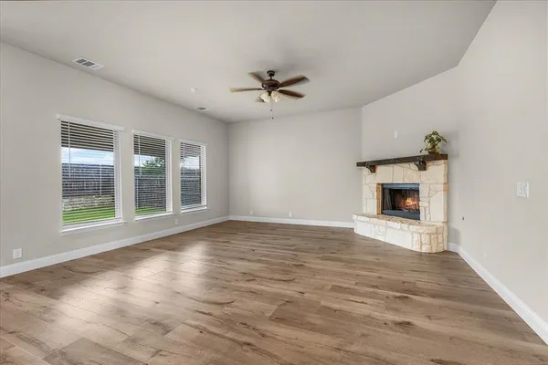 $415,000 | 1021 Longbow Lane, Crowley, TX 76036