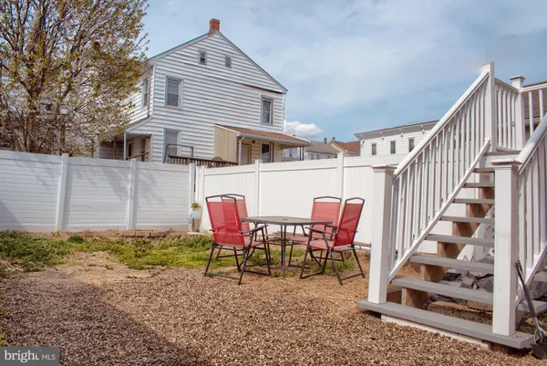 $119,900 | 507 West Olive Street, Mount Carmel, PA 17851