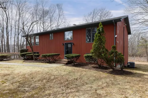 $625,000 | 33 Oak Street, North Providence, RI 02911