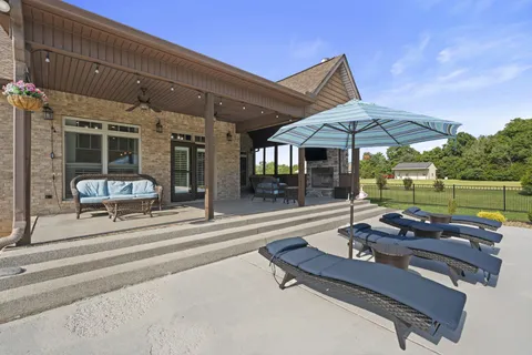 $1,220,000 | 11178 Stewarts Ferry Pike, Lebanon, TN 37090
