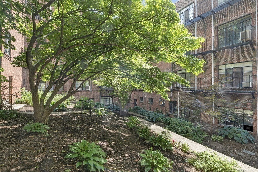 93 Strathmore Road, Unit 5 Boston, MA 02135 - Photo 10 of 14