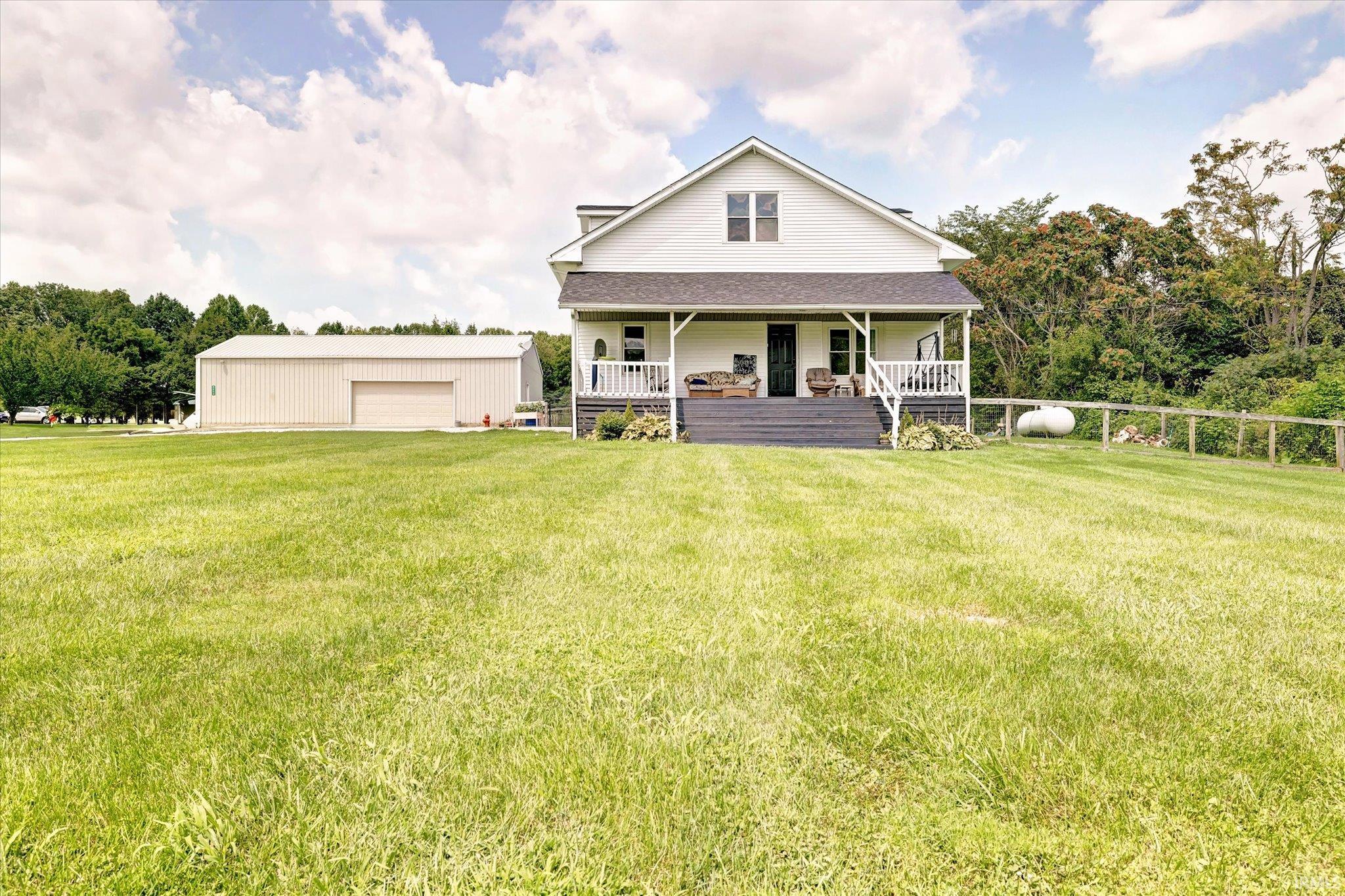 8052 West Ratliff Road Bloomington, IN 47404 - Photo 2 of 36