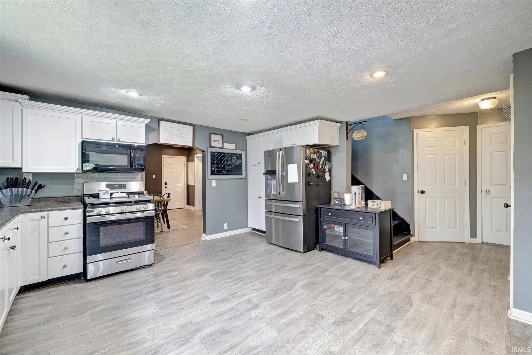 8052 West Ratliff Road Bloomington, IN 47404 - Photo 7 of 36