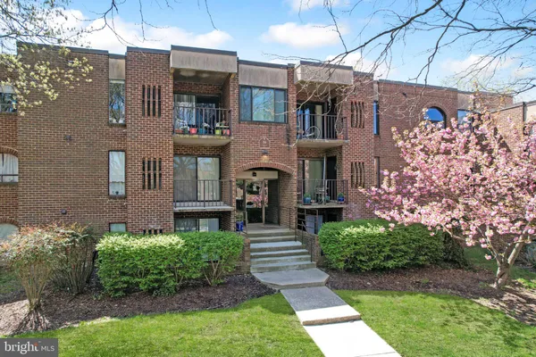 $275,000 | 16 Silverwood Circle, Unit 1, Annapolis, MD 21403