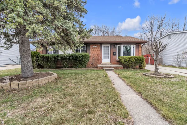 $244,900 | 29210 Florence Street, Garden City, MI 48135