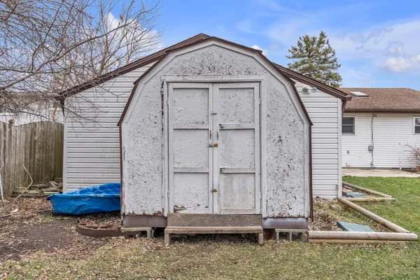 $244,900 | 29210 Florence Street, Garden City, MI 48135