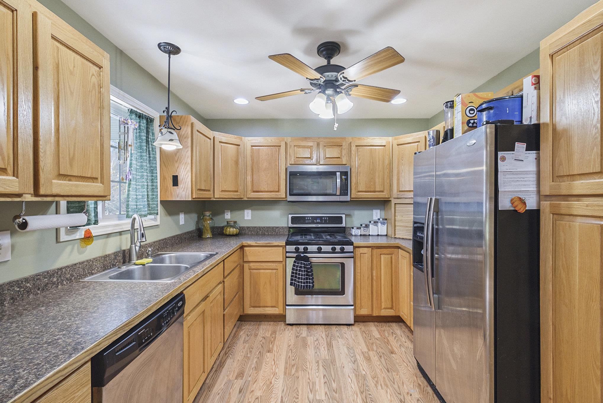 12413 Nichols Road Burt, MI 48417 - Photo 8 of 32 50160666-eb162a62-32ff-4b8e-bfb9-7b8dd8743bbe.JPG