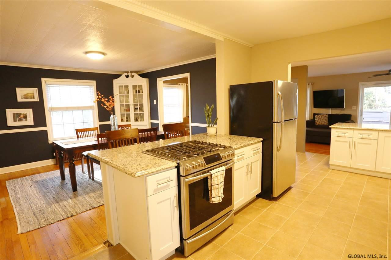 1410 Valencia Road Niskayuna, NY 12309 - Photo 5 of 25 Photo 5