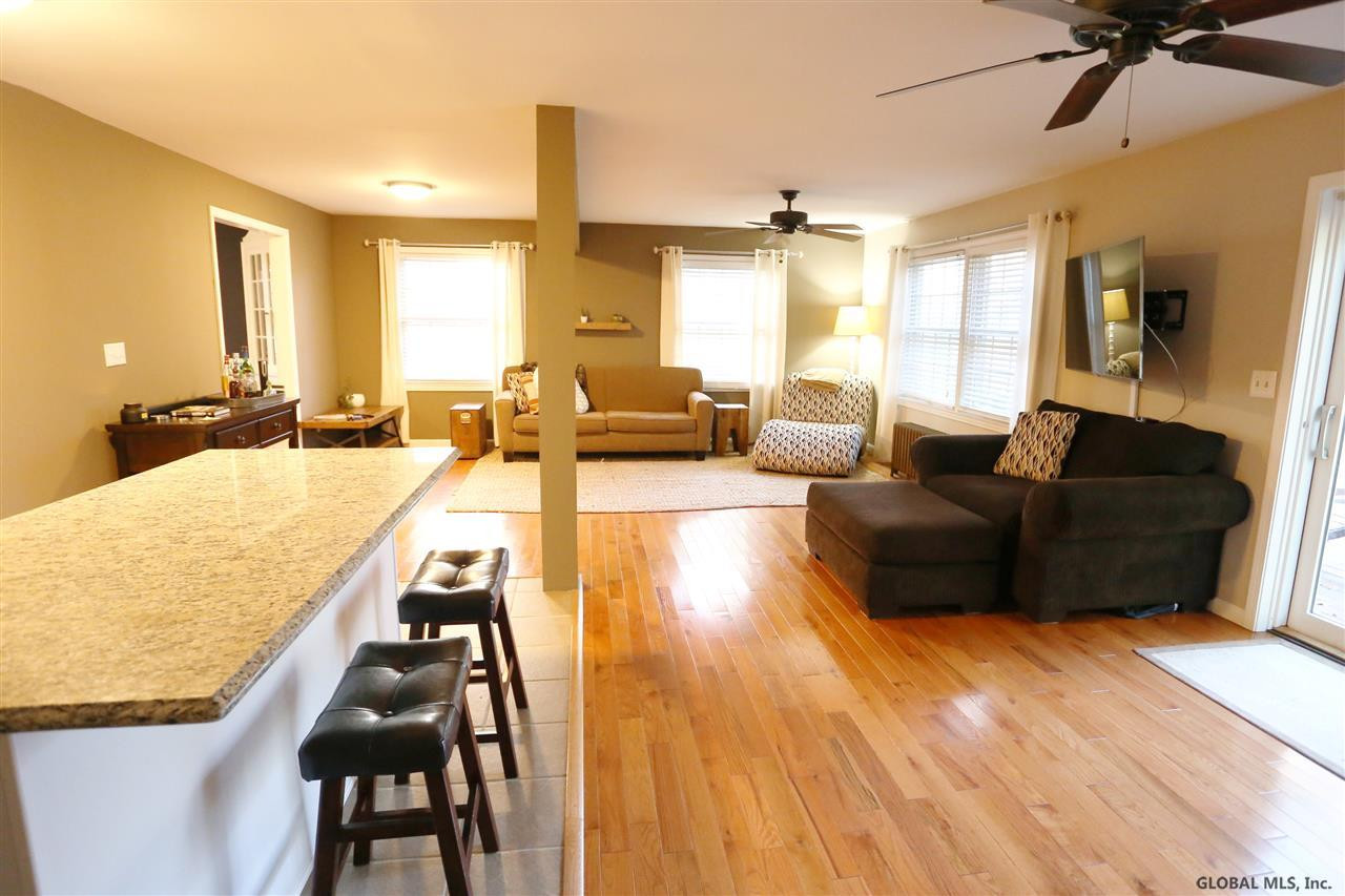 1410 Valencia Road Niskayuna, NY 12309 - Photo 8 of 25 Photo 8