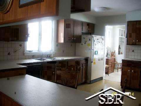 3720 North River Road Freeland, MI 48623 - Photo 5 of 19 20391489-4.JPG