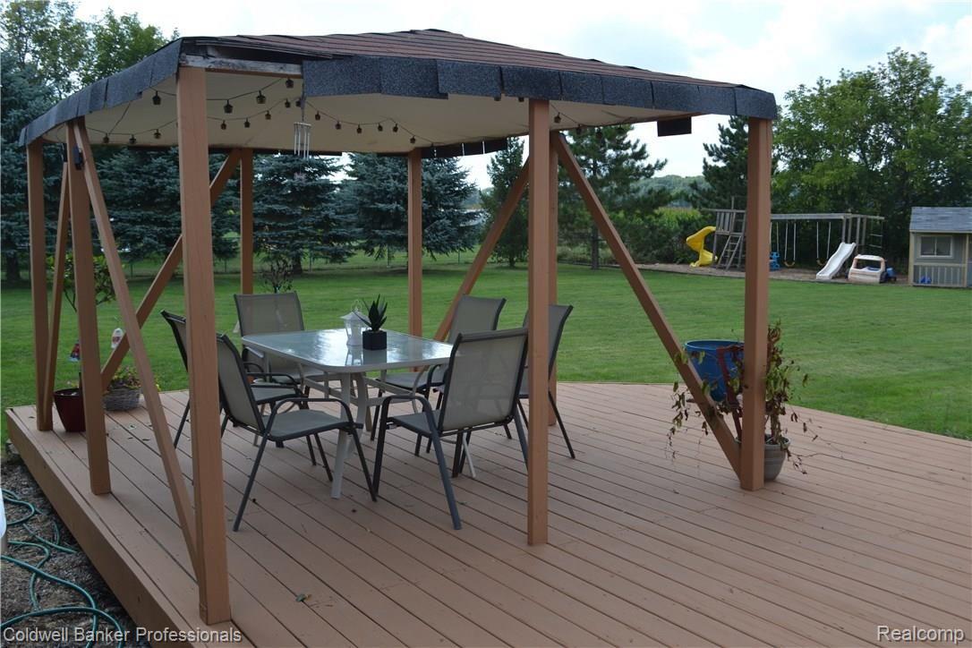 1566 Baldwin Road Lapeer, MI 48446 - Photo 8 of 35 032.JPG