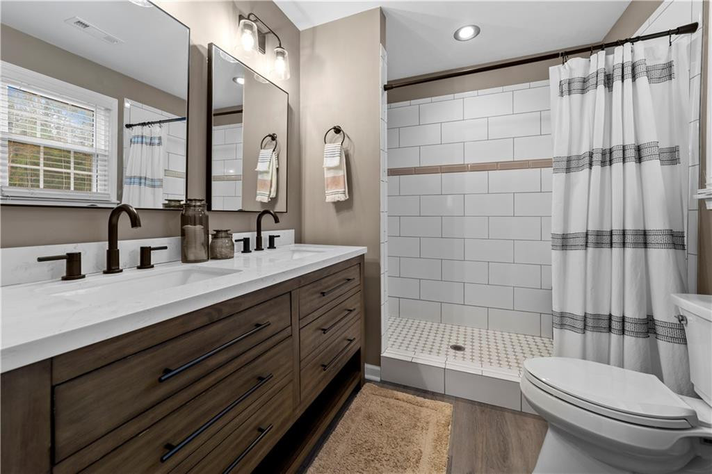2870 Creek Point Road Graham, NC 27253 - Photo 15 of 36 Gallery Image 15