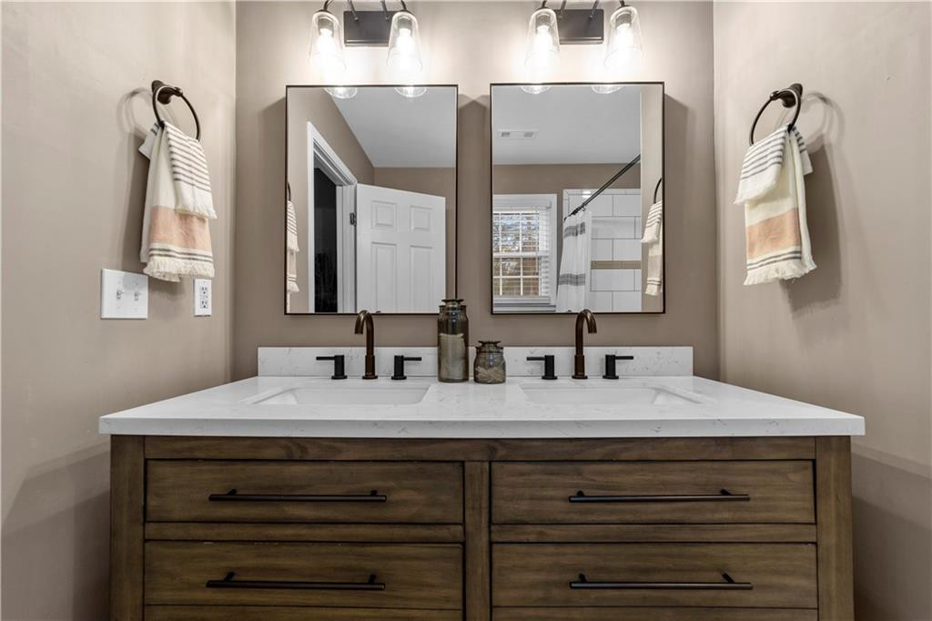 2870 Creek Point Road Graham, NC 27253 - Photo 16 of 36 Gallery Image 16