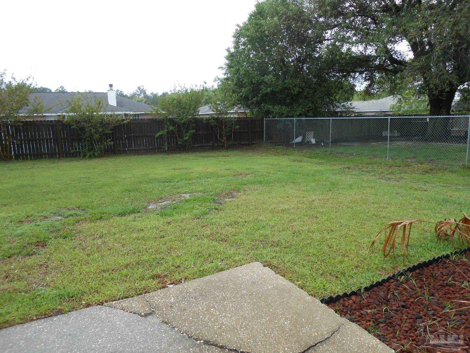 1921 Merlin Road Pensacola, FL 32506 - Photo 14 of 18