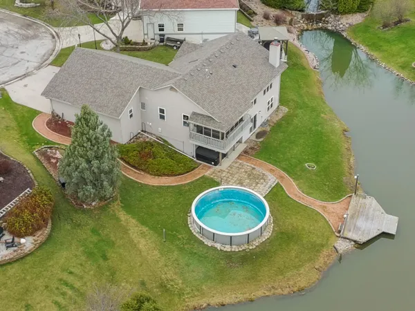 $600,000 | 28679 Driftwood Court, Waterford, WI 53185
