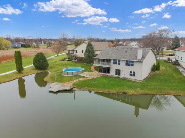$600,000 | 28679 Driftwood Court, Waterford, WI 53185