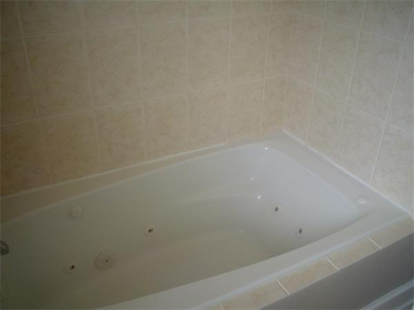 43 Jefferson Road, Unit 43 Wakefield, MA 01880 - Photo 13 of 16 Gallery Image 13