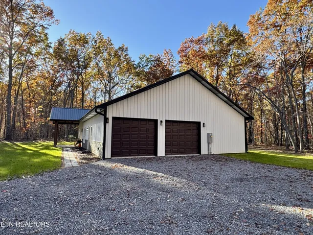 $389,000 | 2662 Cumberland Lakes Drive, Monterey, TN 38574